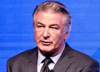 Promotoria retira acusações contra Alec Baldwin por morte de diretora em set de filme