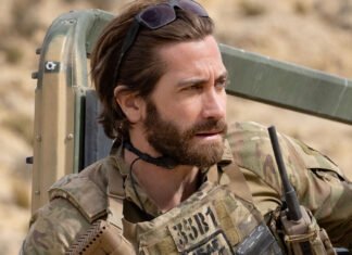 Guy Ritchie proibiu armas reais em seus sets depois da tragédia no filme “Rust”