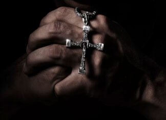 Dominic Toretto é destaque no novo cartaz do décimo filme de “Velozes e Furiosos”