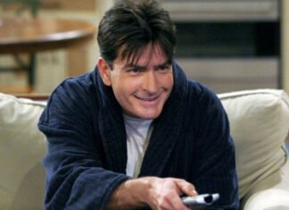 Charlie Sheen participará de nova série com o criador de “Two and a Half Men”