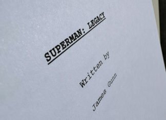 James Gunn concluiu roteiro de “Superman: Legacy” antes da da greve de roteiristas