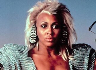 Morre aos 83 anos a cantora Tina Turner, cantora ícone do pop e a maior diva do rock’n’roll