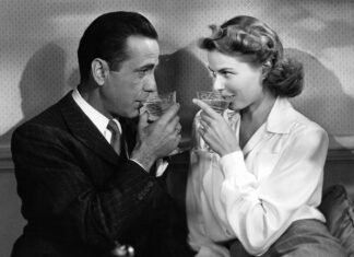 Warner Bros Discovery abre negociações de venda de direitos autorais de catálogo musical de filmes