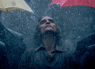 Diretor de “Coringa” celebra 4 anos de lançamento do filme com foto inédita da sequência