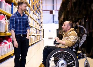 Daniel Radcliffe produzirá documentário sobre dublê que ficou paraplégico no set Harry Potter