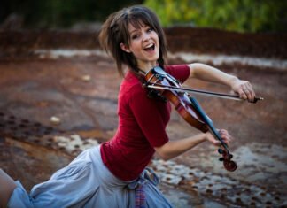 MÚSICA DE VERDADE: Lindsey Stirling, uma violinista Hip-Hop, mas com alma de fada
