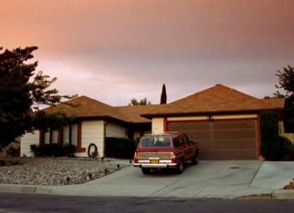 Icônica residência de Walter White na série “Breaking Bad” está à venda e pode ser sua