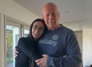 Bruce Willis aparece aposentado e feliz com Demi Moore e família no aniversário de 70 anos