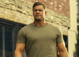 Criador de Jack Reacher defende a série do Prime Video como adaptação definitiva do personagem