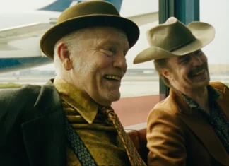 Martin McDonagh chama “Cavalo Selvagem Nove” de seu filme mais político e critica a neutralidade artística