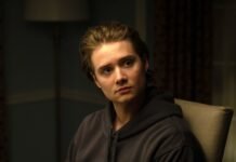 Shea Pritchard em cena da série Lanterns