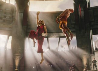 Noah Centineo em cena do filme Street Fighter