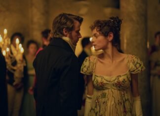 Emma Corrin caracterizada como Elizabeth Bennet em cena da série Orgulho e Preconceito