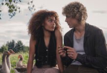 Whitney Peak e Joseph Zada em cena de Jogos Vorazes: Amanhecer na Colheita